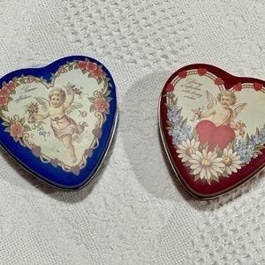 ❤️ Day Gift! 2 metal heart tins, blue and burgundy, 1989, VG vintage condition